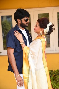 Idhi Nadhi Movie Opening